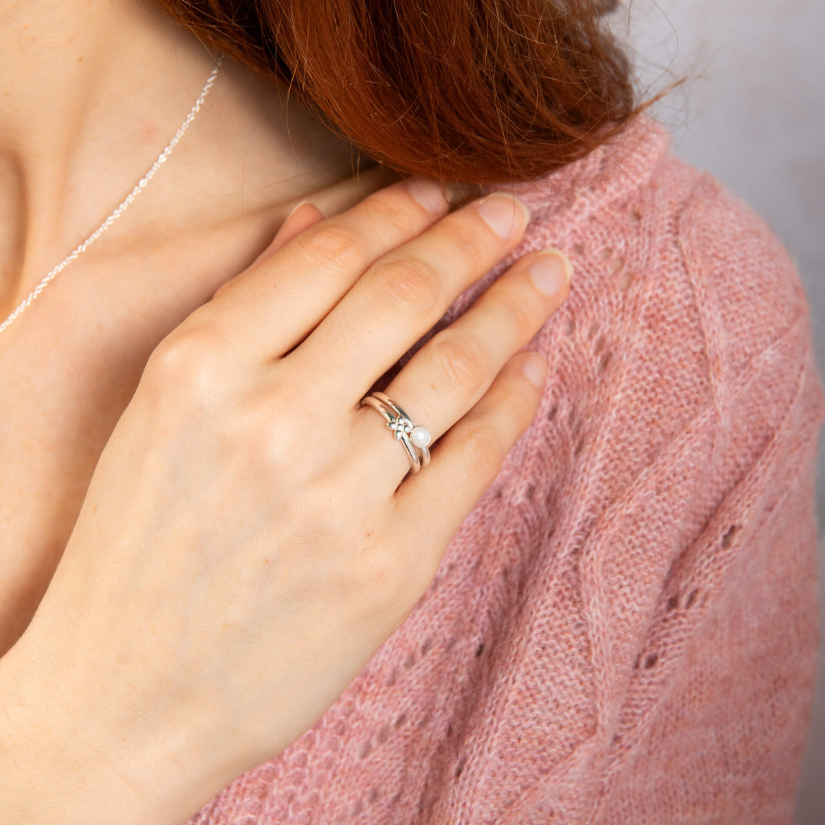 Anillos apilables Laura Ashley Hartley Check Mabe Pearl plateados