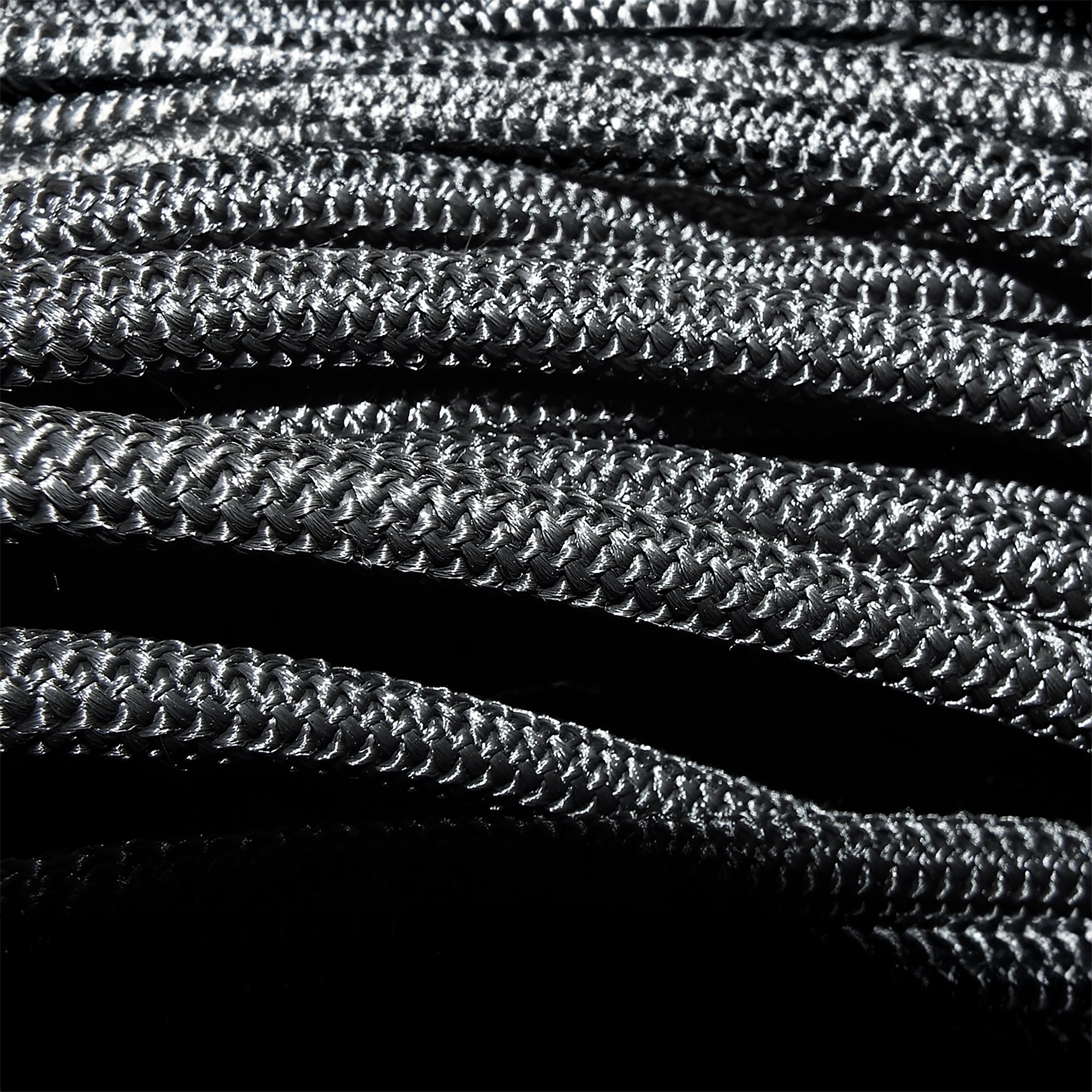 Green S-Grade Tarpaulin with 10 Metres of 6mm Bungee Rope