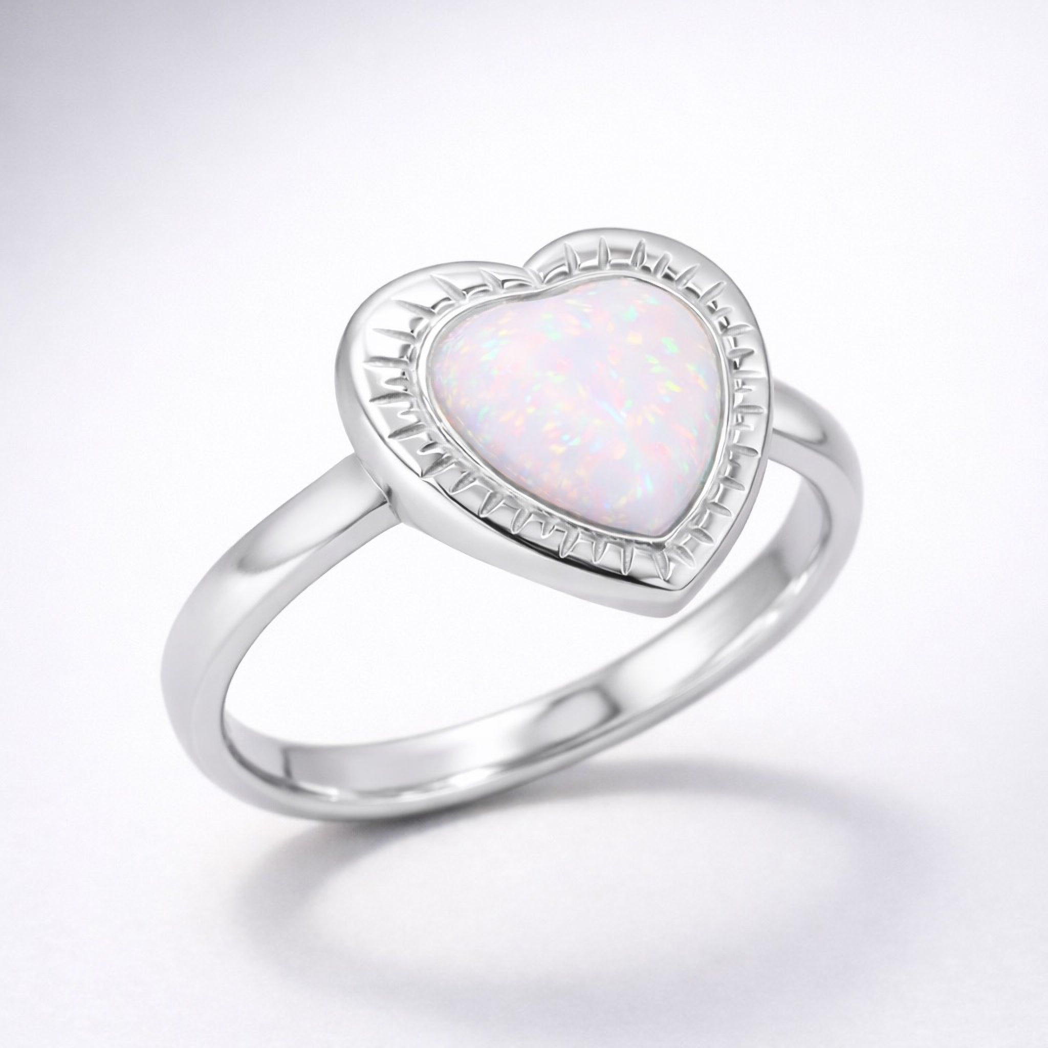 Anillo Roxanne de Ópalo con Corazón | Plata de Ley 925