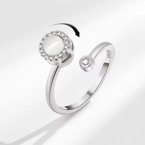 Adjustable Pearl Spinner Ring