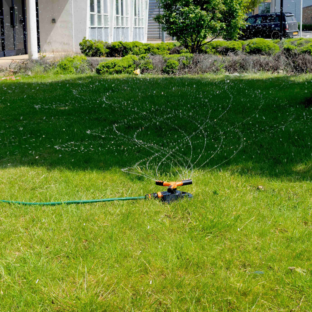 Bradas 3-Arm Rotating Sprinkler Black Orange Line