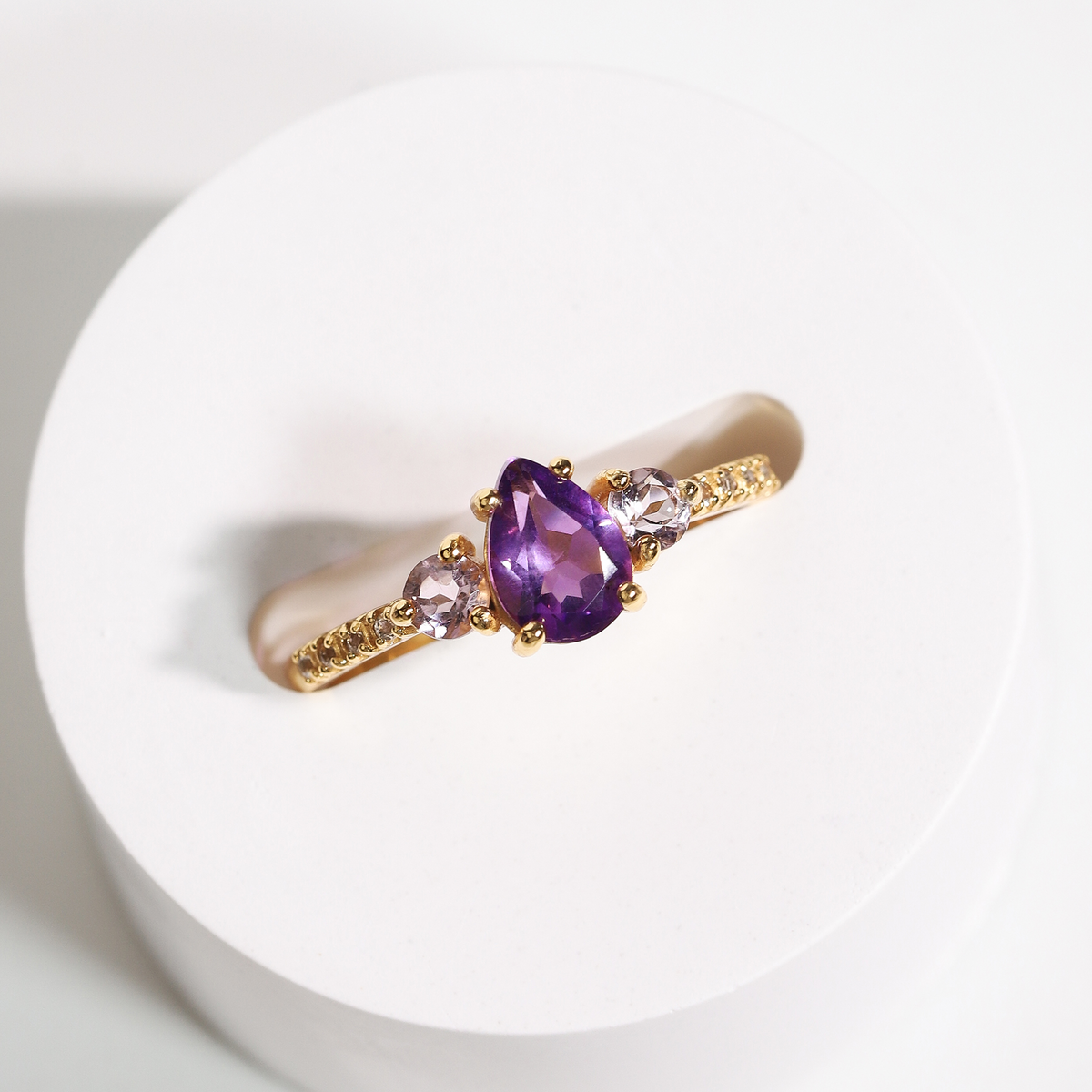 Amethyst und Lavendel-Amethyst Ring in 18k Gold Vermeil