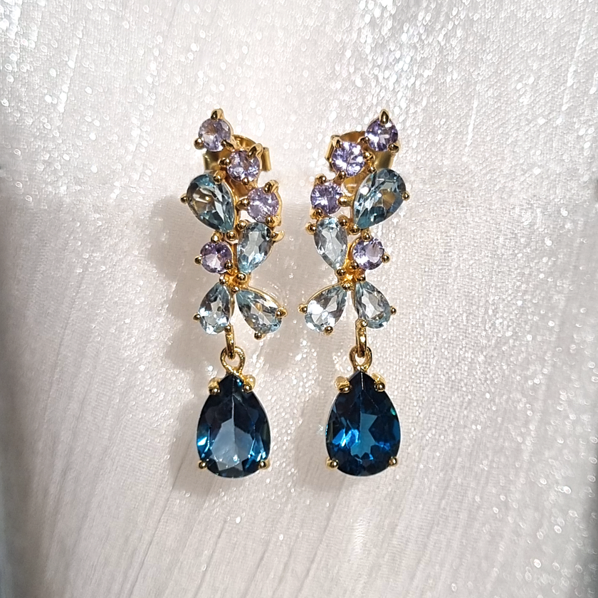 Ohrhänger mit blauem Edelstein in 18 Karat Gold Vermeil