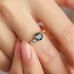 Ombre-Blautopas-Fünfsteinring aus 18k Gold Vermeil