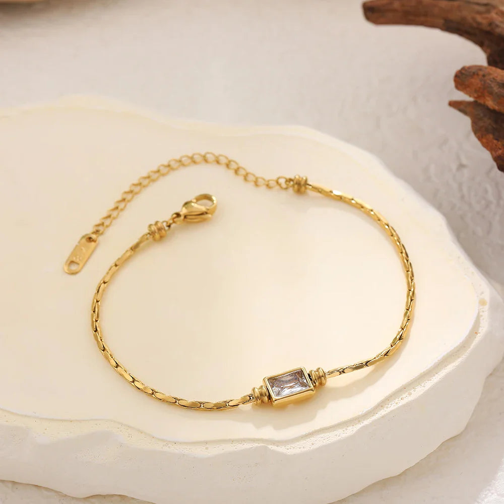 Pulsera cuadrada de circonitas