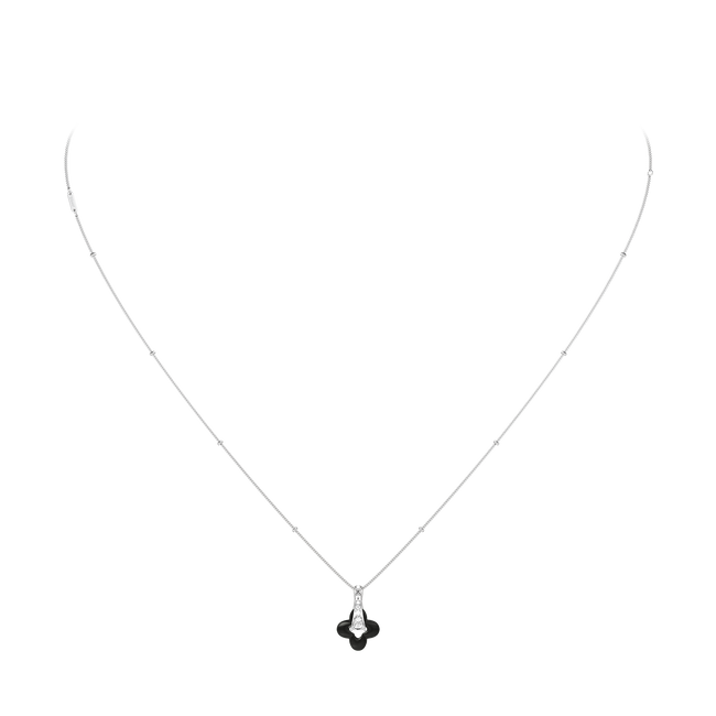 Silver Clover Necklace