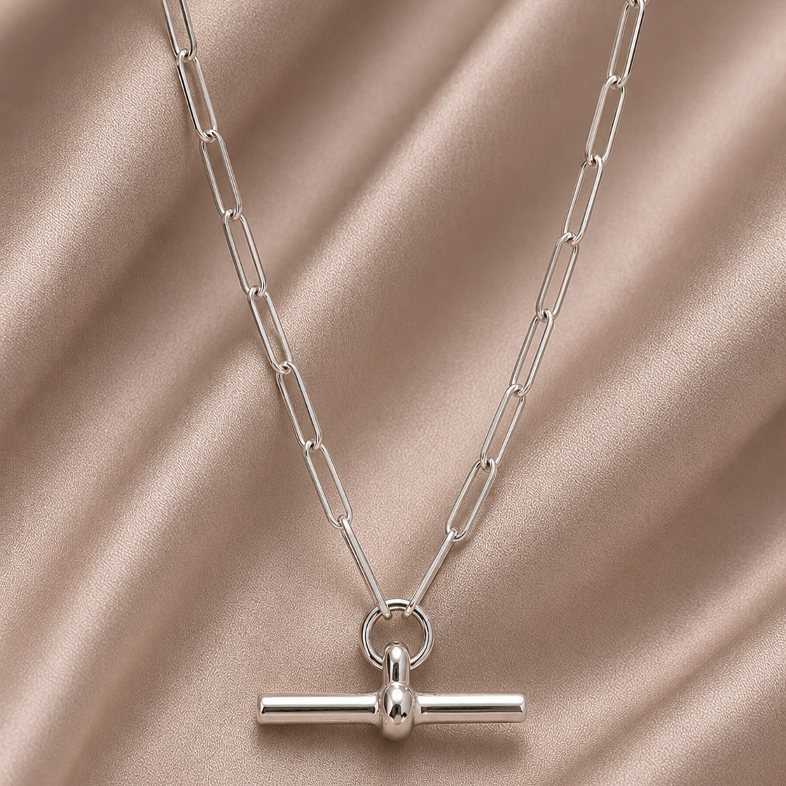 The T-Bar Trace Chain Necklace