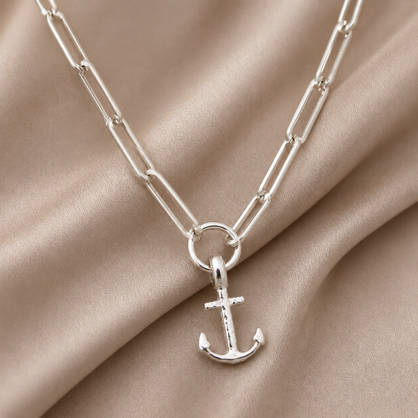 Anchor Trace Chain Necklace