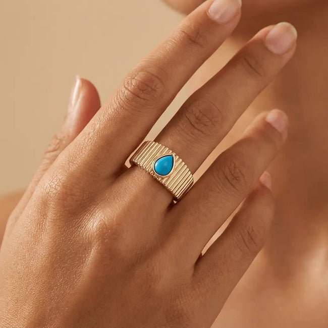 14ct/14K Gold Natural Turquoise Ring – Turquoise Drop Textured