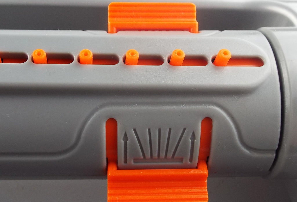 Metal Variable-Width Oscillating Sprinkler White Line