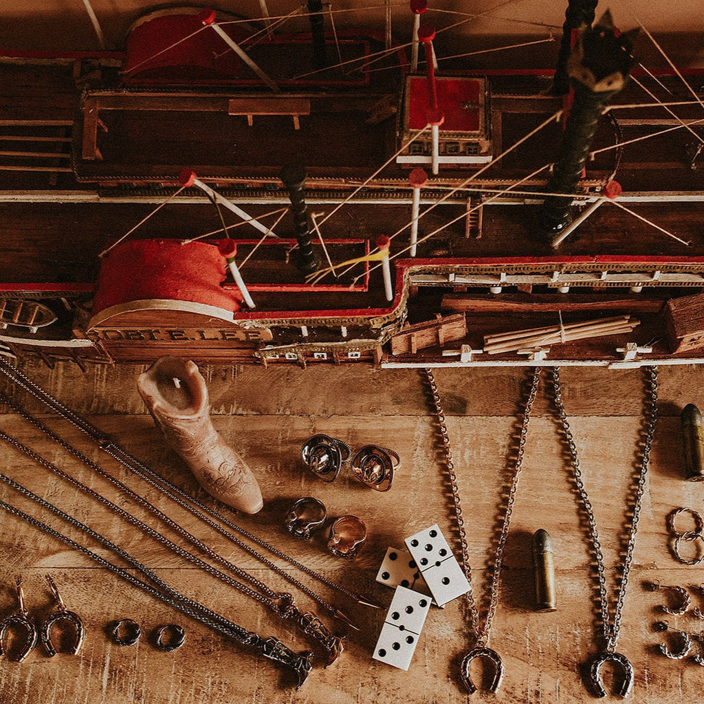 Rodeo Cowboy Hat Ring Gold