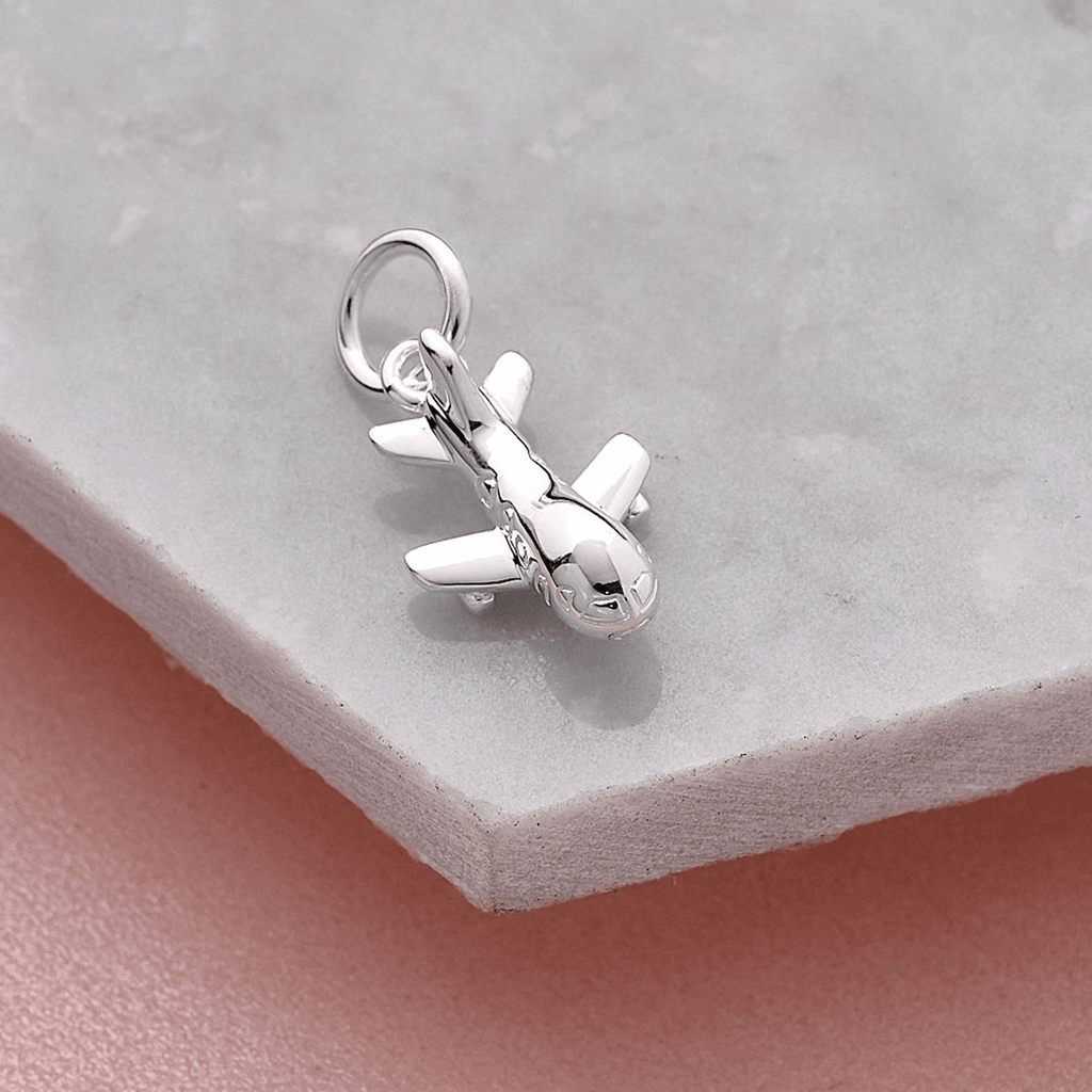 Aeroplane Silver Charm