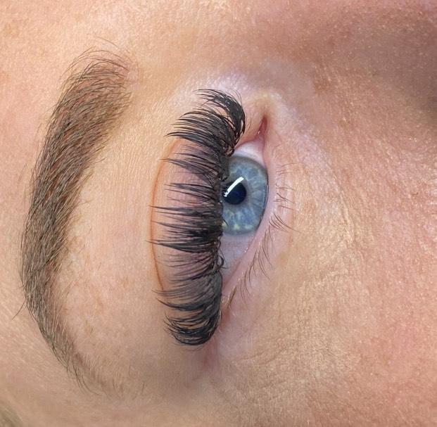 Anime Feather Lash 16 Row Tray