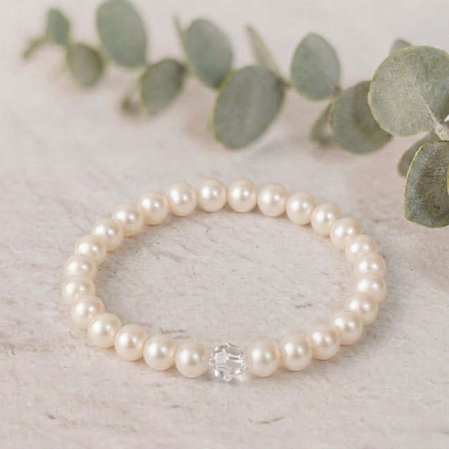 Pearl and Serenity Crystal Bracelet