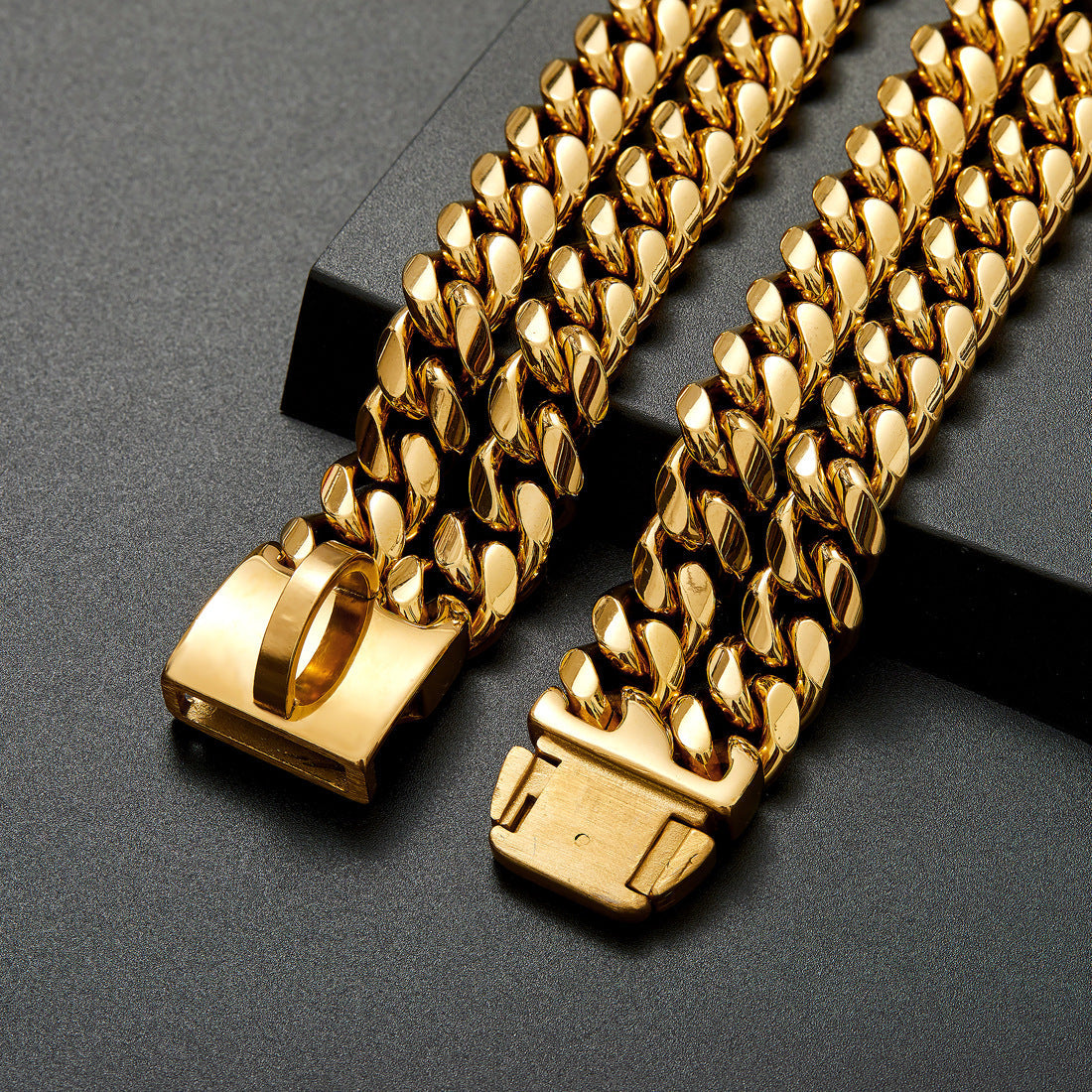 Doppelreihiges goldenes ID-Marken-Hundehalsband aus Metall