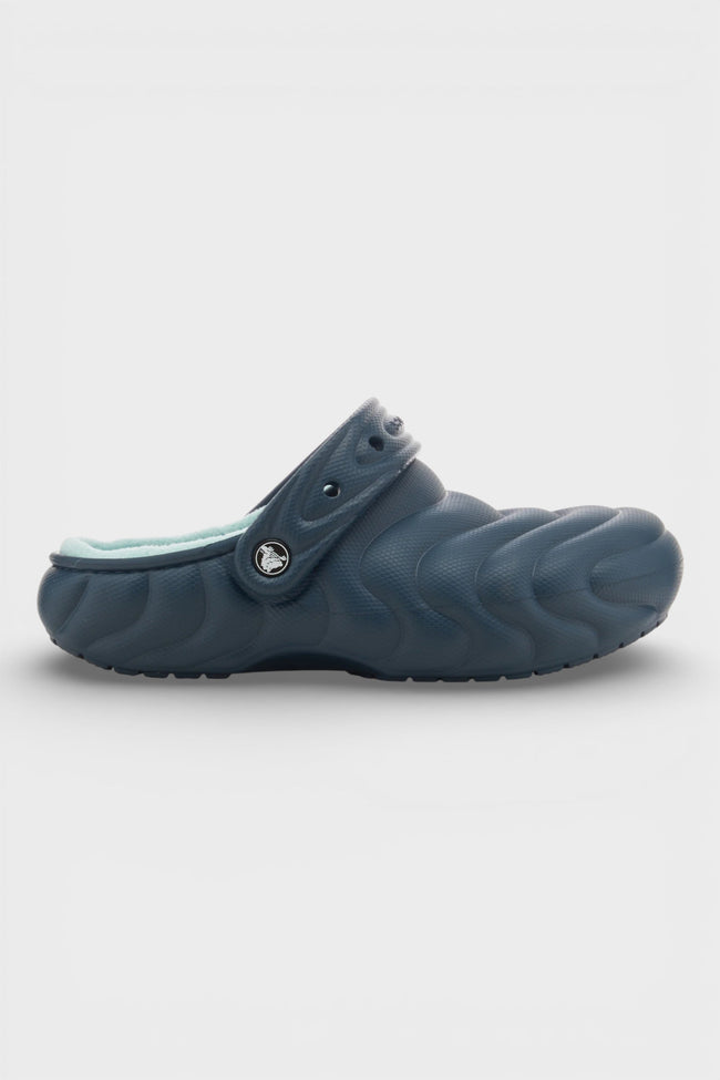 Zateplené pantofle Crocs Classic Overpuff Lined Clog Nightfall