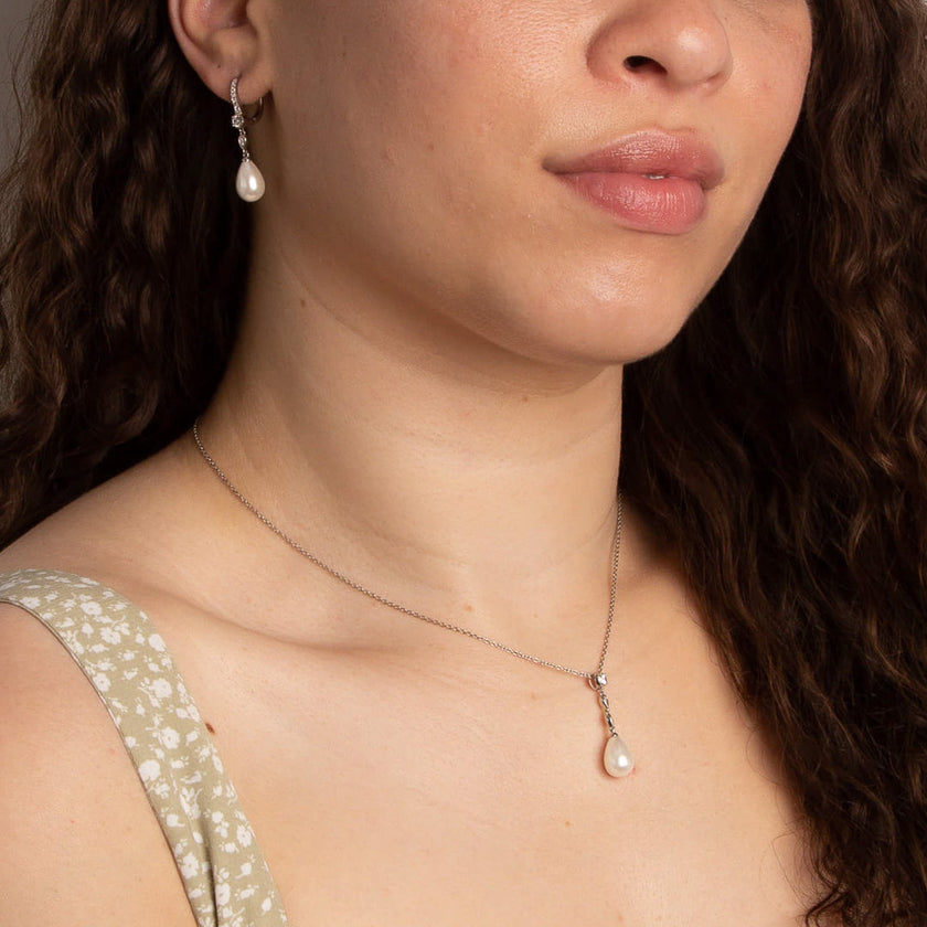 Colgante de gota con cadena de perlas Shell de Diamonfire