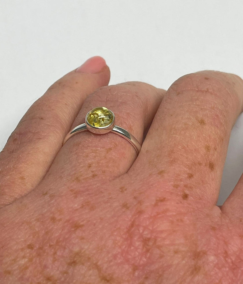 Anillo apilable ESSENTIALS Mini cítrico ámbar - Edición limitada