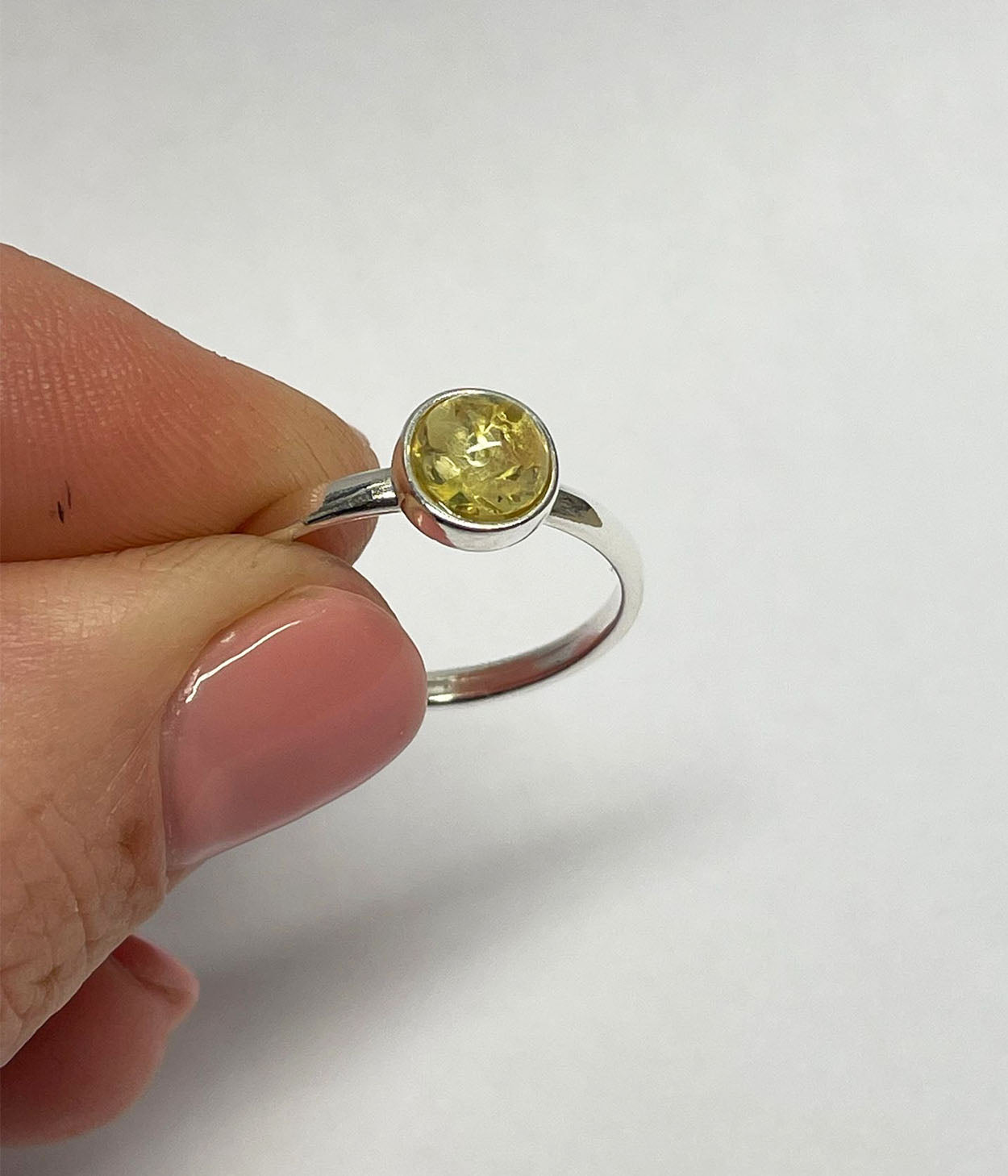 Anillo apilable ESSENTIALS Mini cítrico ámbar - Edición limitada