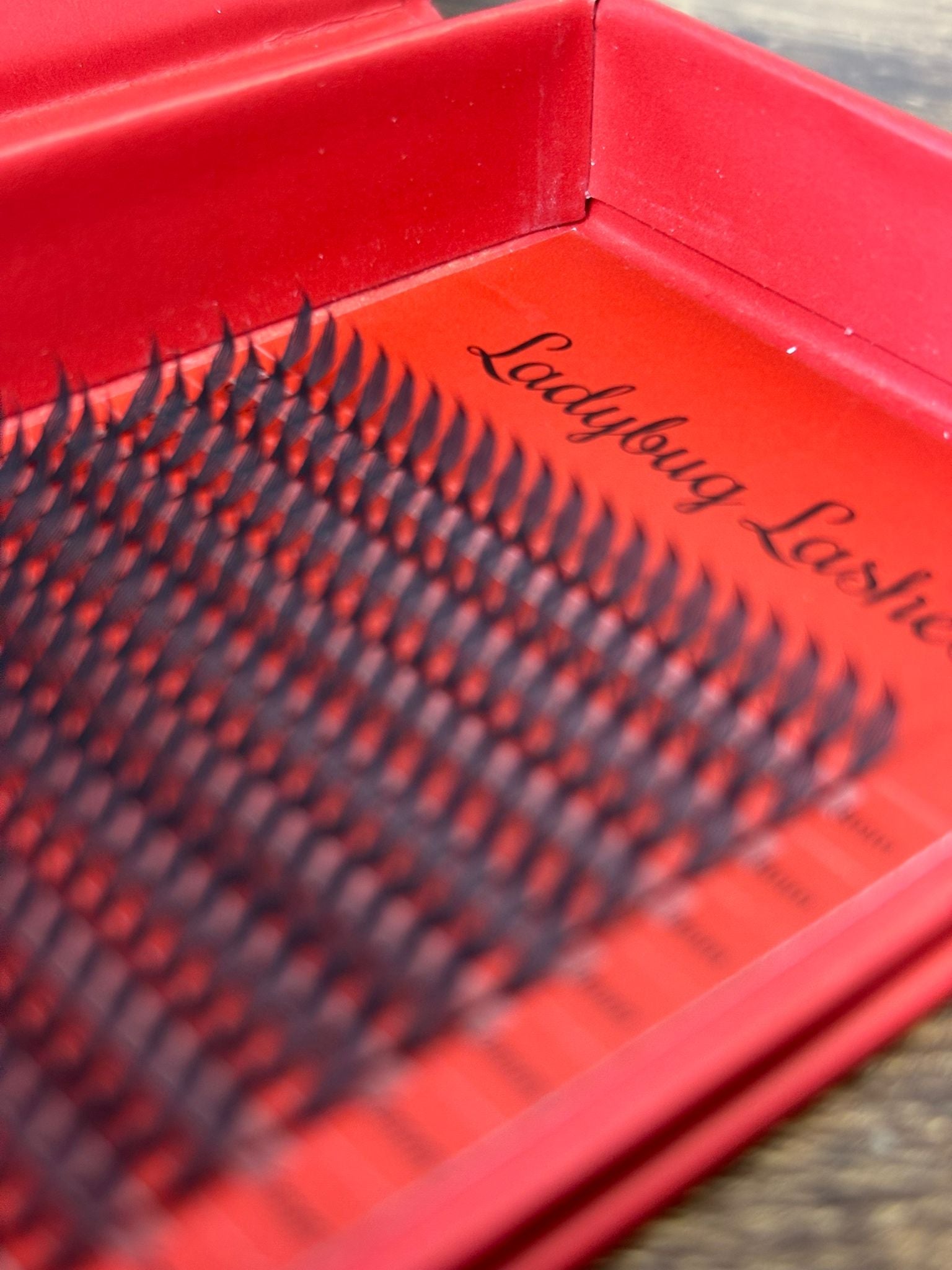 Anime Feather Lash 16 Row Tray