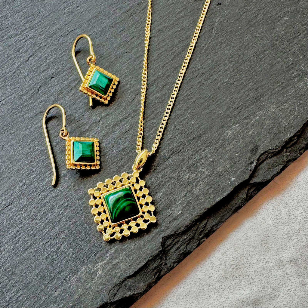 Etrusca Diamond Drop Earrings with Malachite