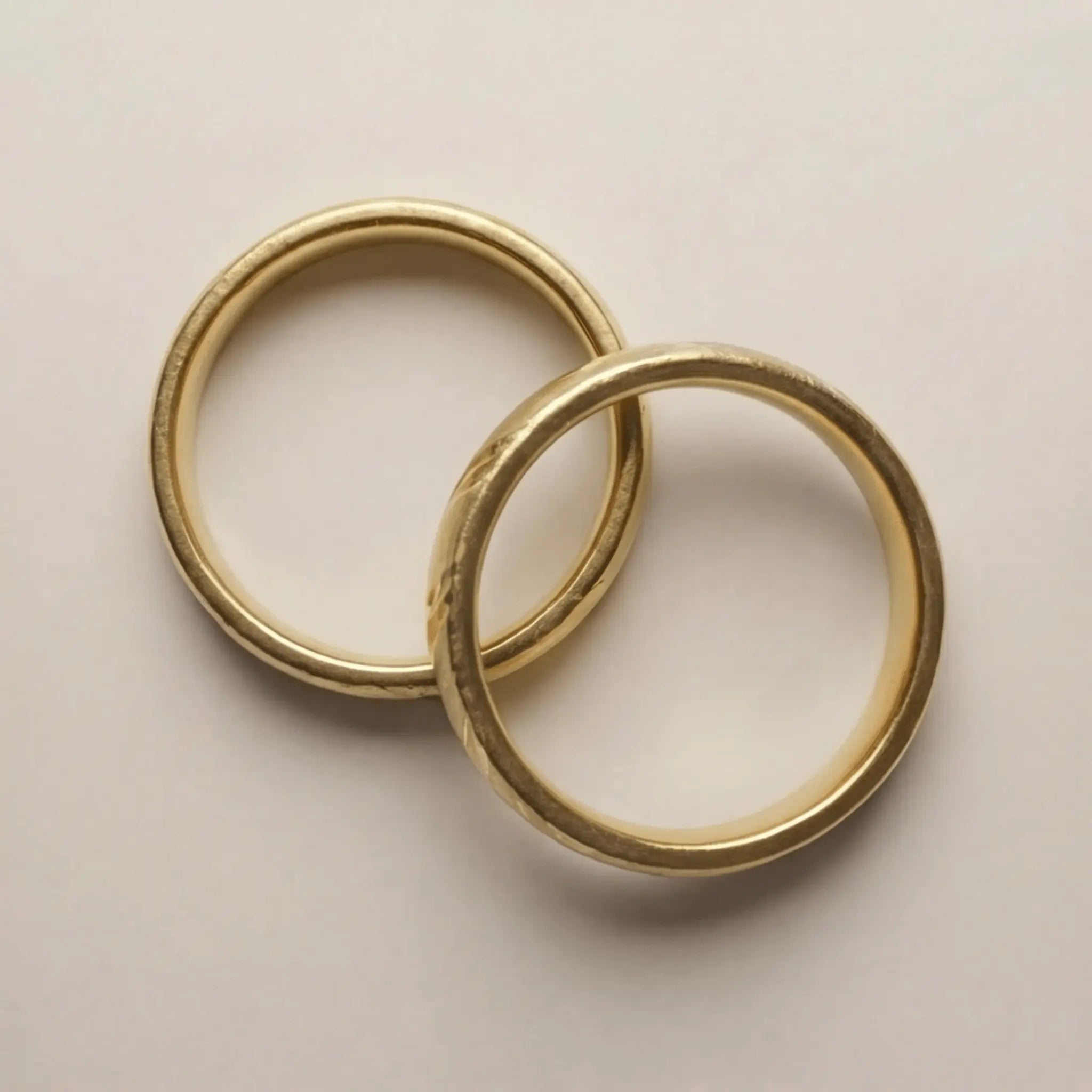 5mm Gold Wedding Band – Wave Faceted – 9ct/14ct/18ct Gold