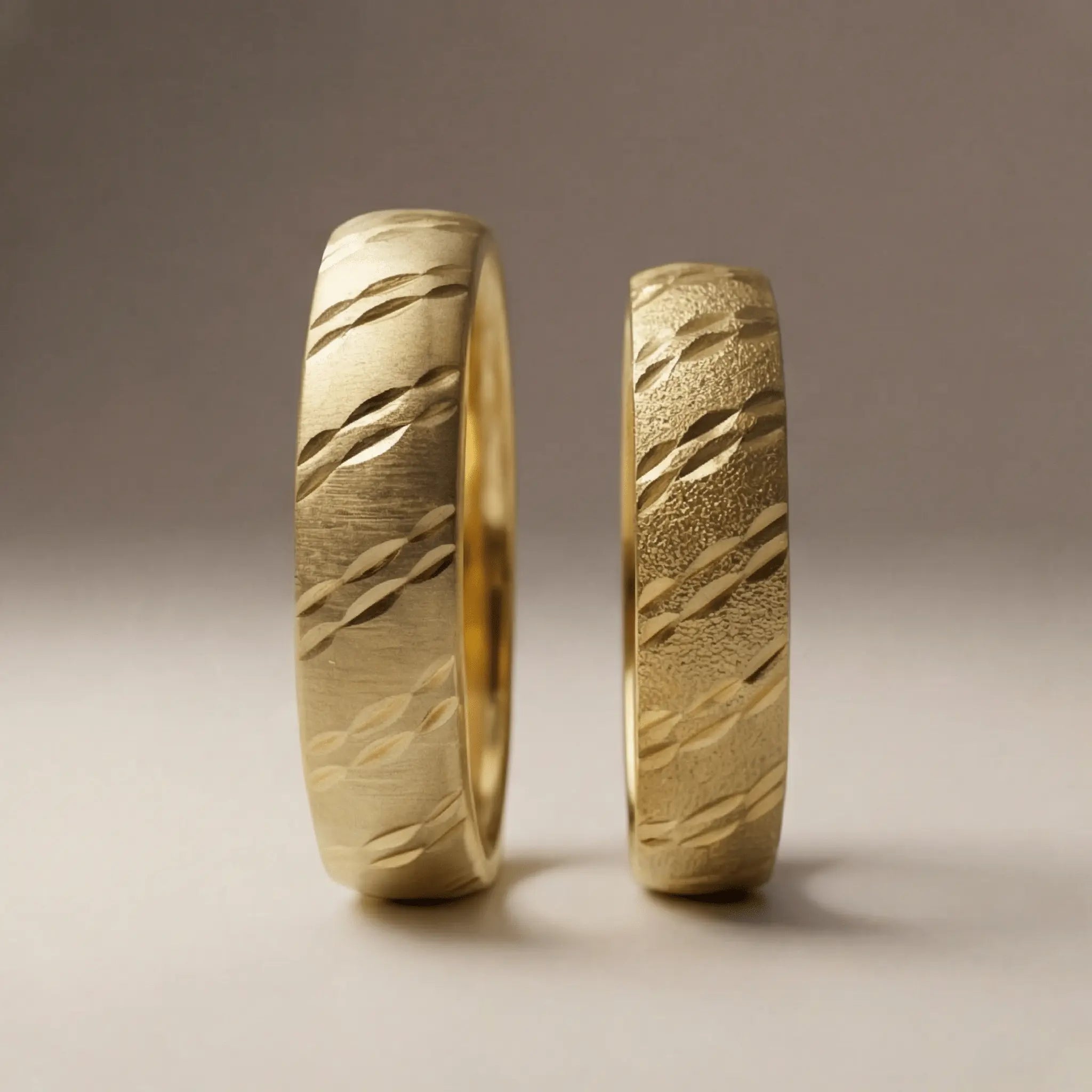 5mm Gold Wedding Band – Wave Faceted – 9ct/14ct/18ct Gold