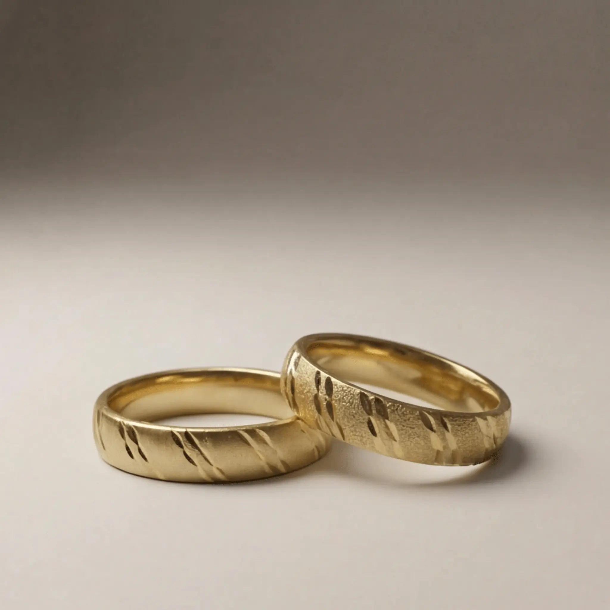 5mm Gold Wedding Band – Wave Faceted – 9ct/14ct/18ct Gold