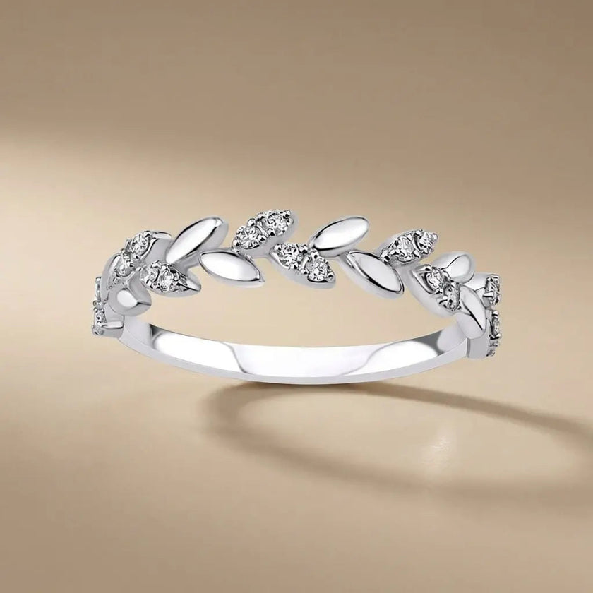 14ct/14K White Gold Natural Diamond Ring – Diamond Leaf 0.16ct
