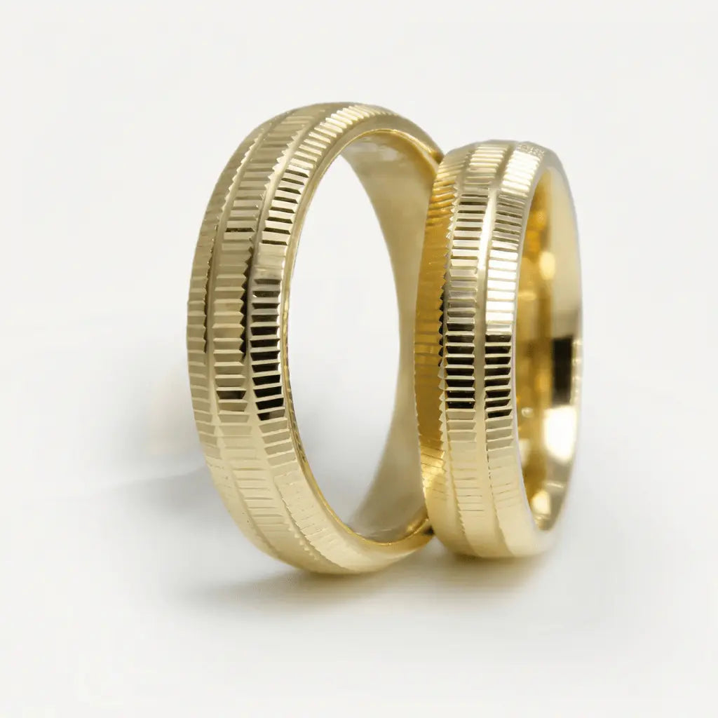 5mm Gold Wedding Band – Linear Texture – 9ct/14ct/18ct Gold