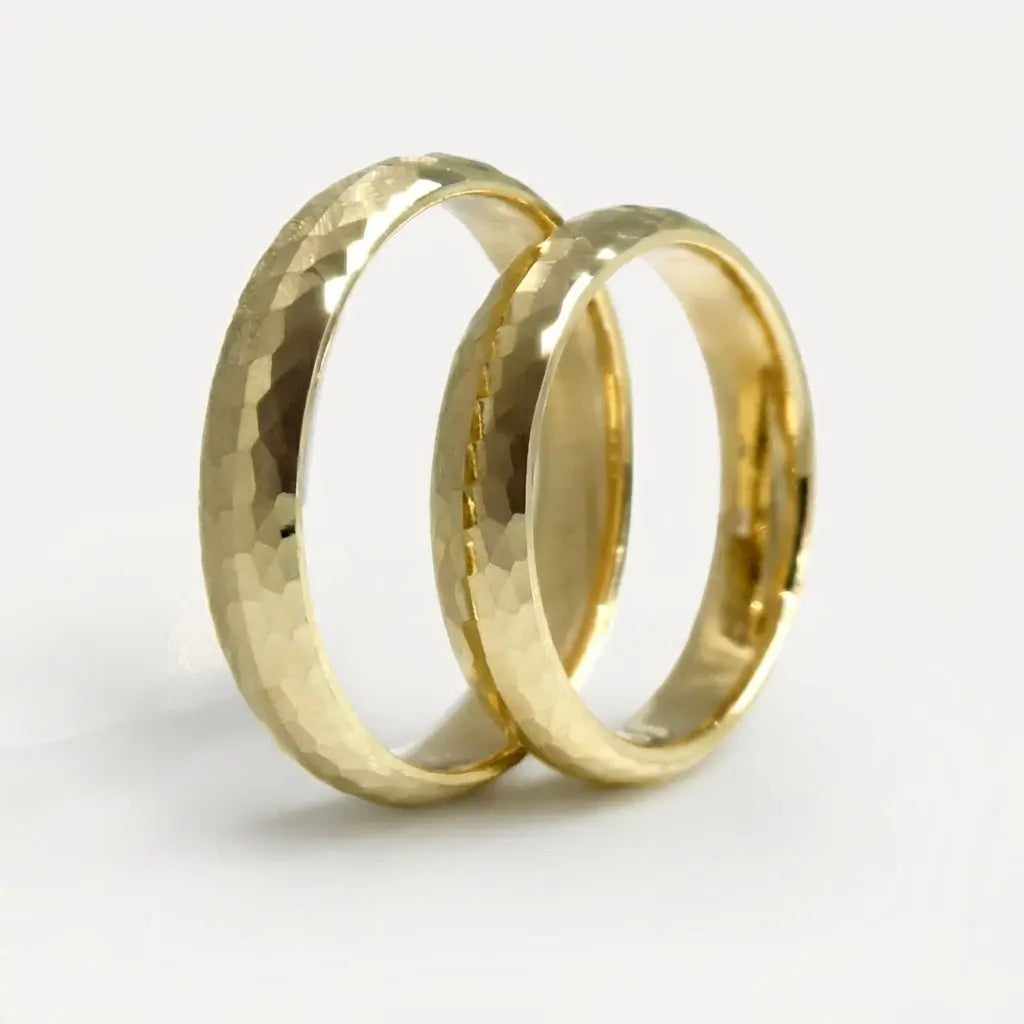 4mm Gold Wedding Band – Faceted – 9ct/14ct/18ct Gold