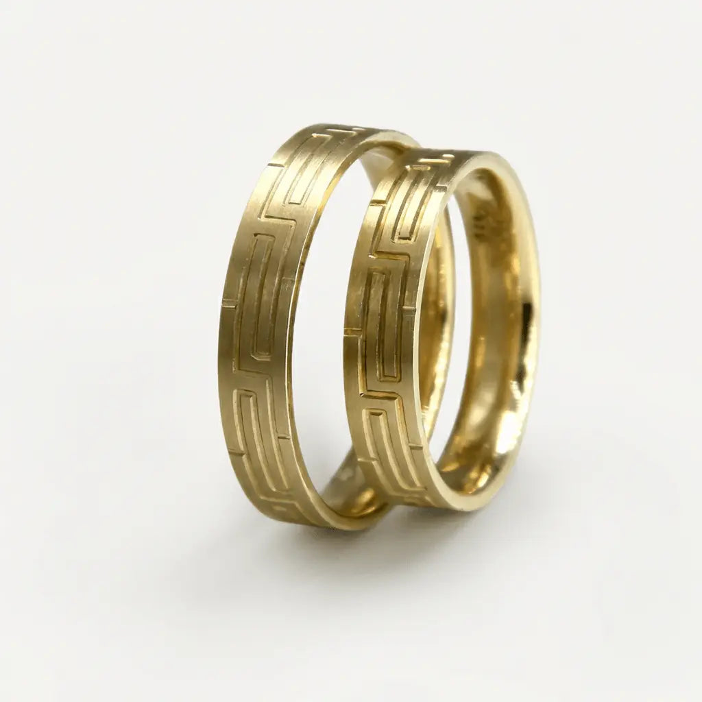 4mm Gold Wedding Band – Geometric Pattern – 9ct/14ct/18ct Gold