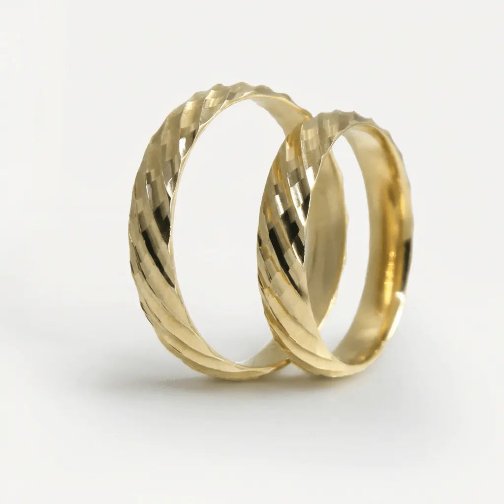 4mm Gold Wedding Band – Faceted Cross Cut – 9ct/14ct/18ct Gold