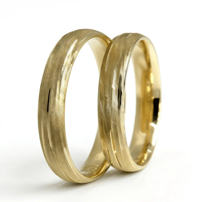 4mm Gold Wedding Band – Fine Line Texture – 9ct/14ct/18ct Gold