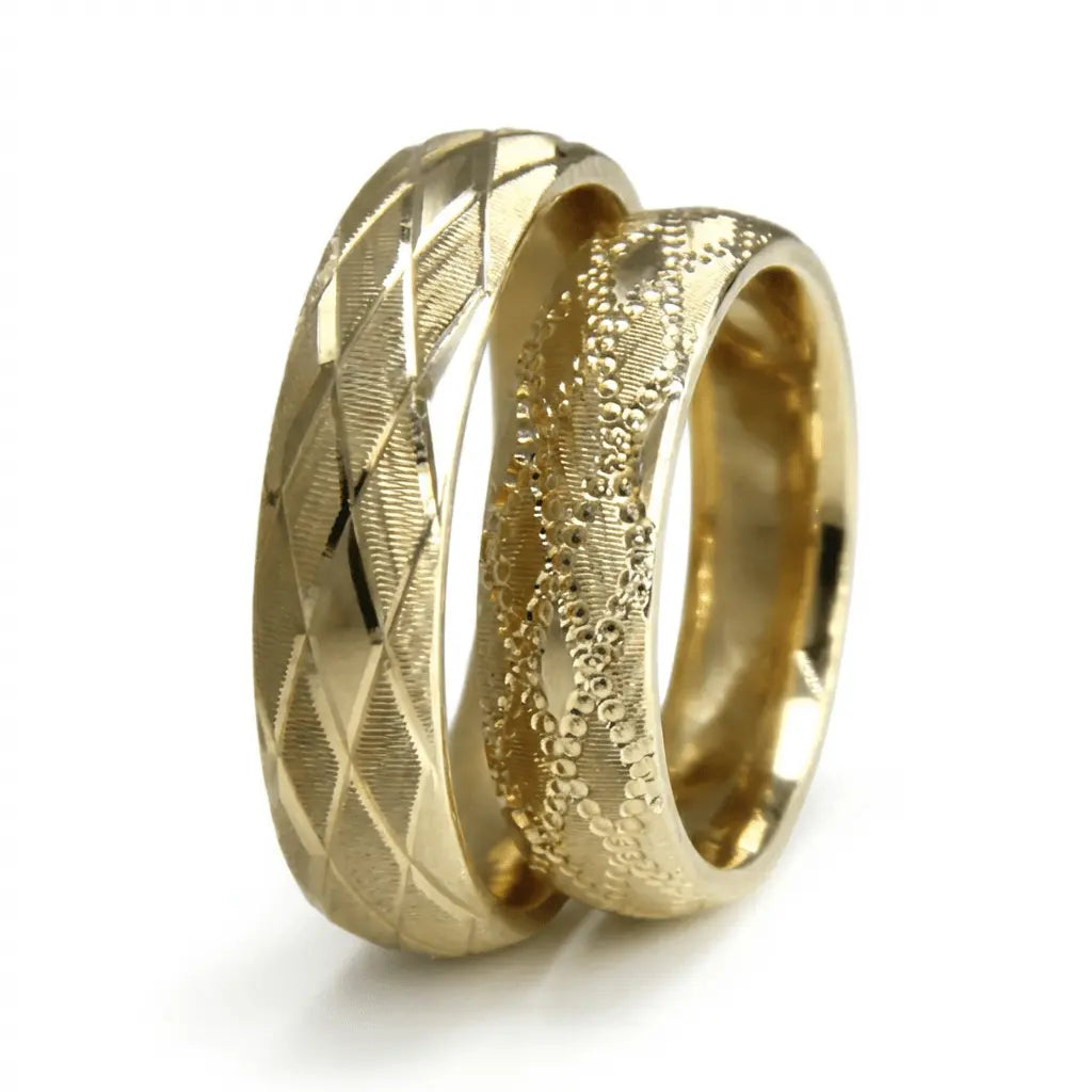 5mm Gold Wedding Band – Faceted Sandblast Wave – 9ct/14ct/18ct Gold