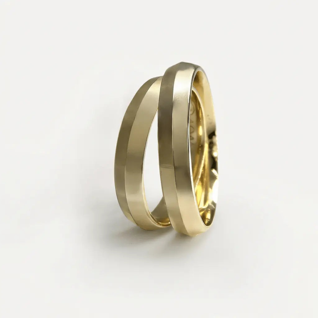 4mm Gold Wedding Band – Elegant Width – 9ct/14ct/18ct Gold
