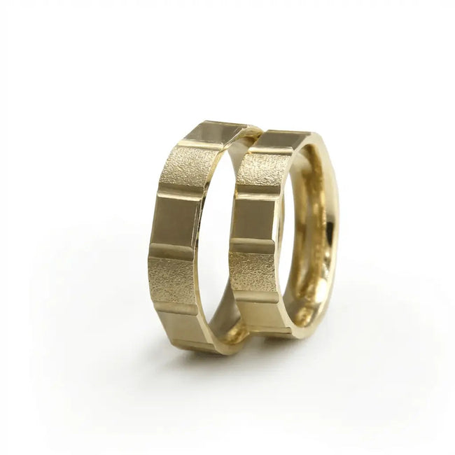 5mm Gold Wedding Band – Segmented Block Texture – 9ct/14ct/18ct Gold