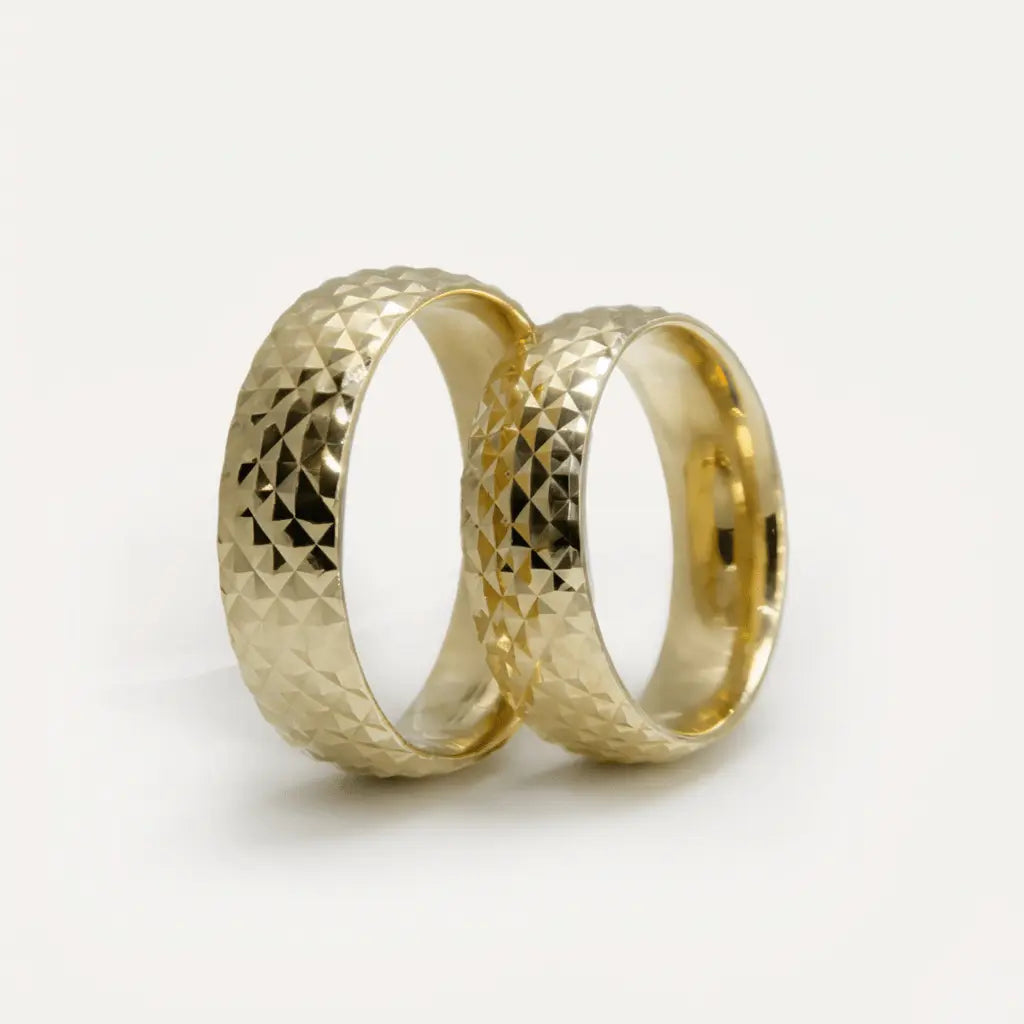 6mm Gold Wedding Band – Faceted Pyramid – 9ct/14ct/18ct Gold