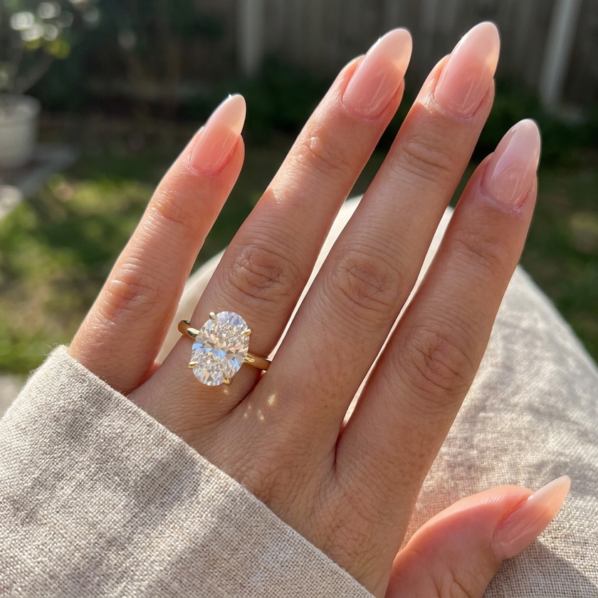 Eva Ovalschliff Ring Gold