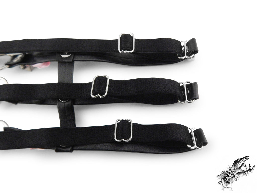 Black 3 Strap Heart Ring Garter