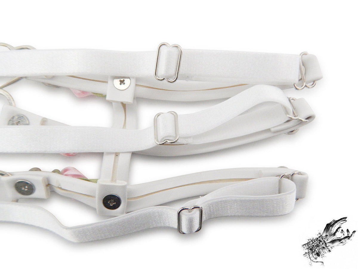 White 3 Strap Heart Ring Garter