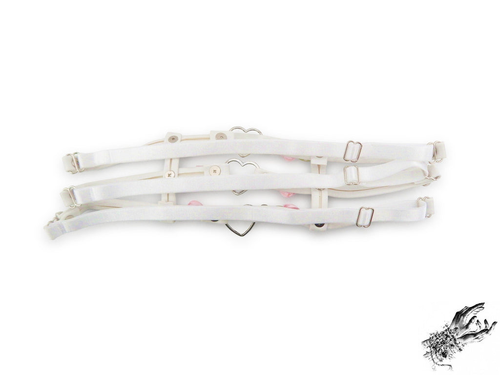 White 3 Strap Heart Ring Garter