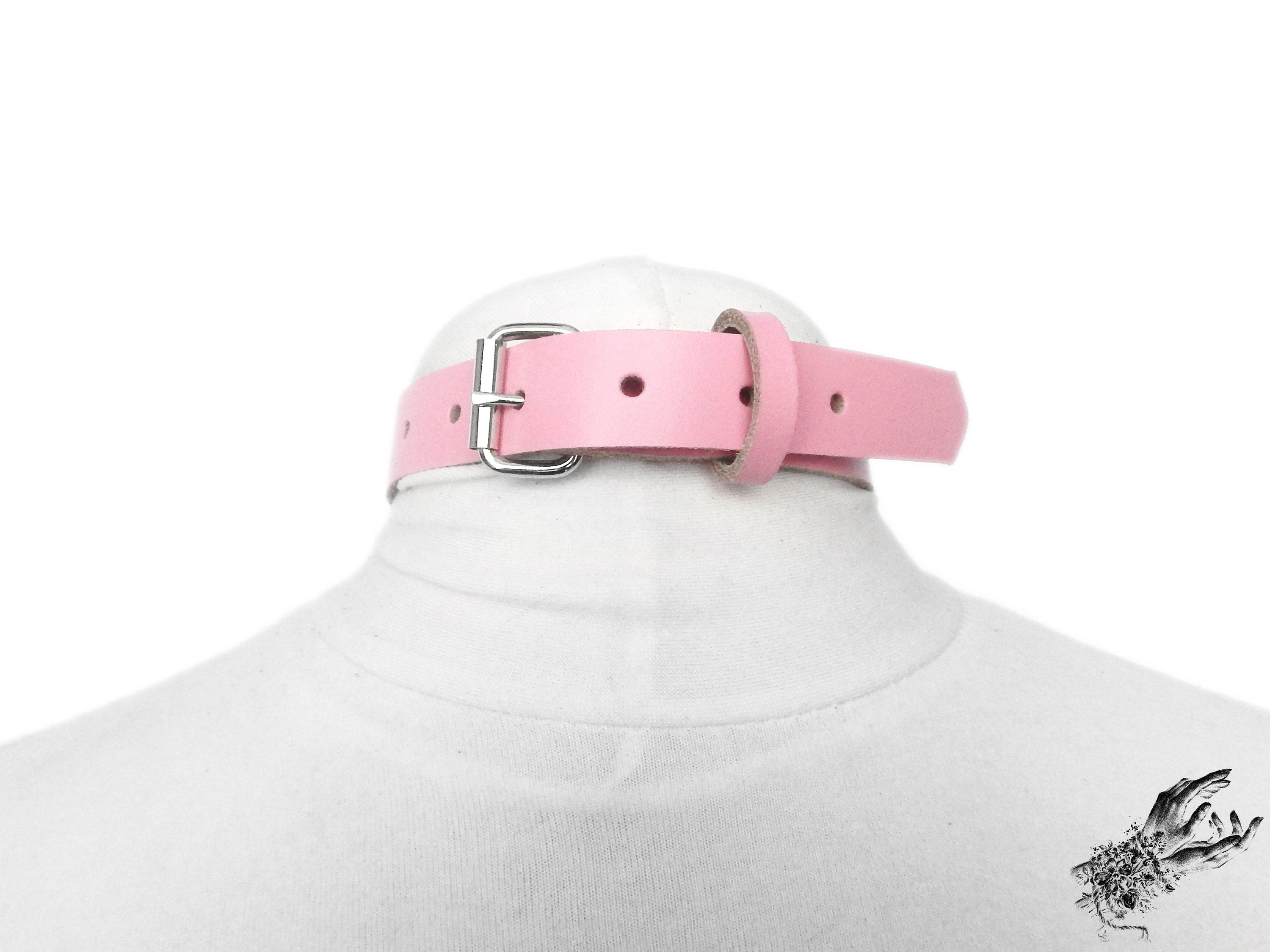 Pink Leather Heart Ring Choker