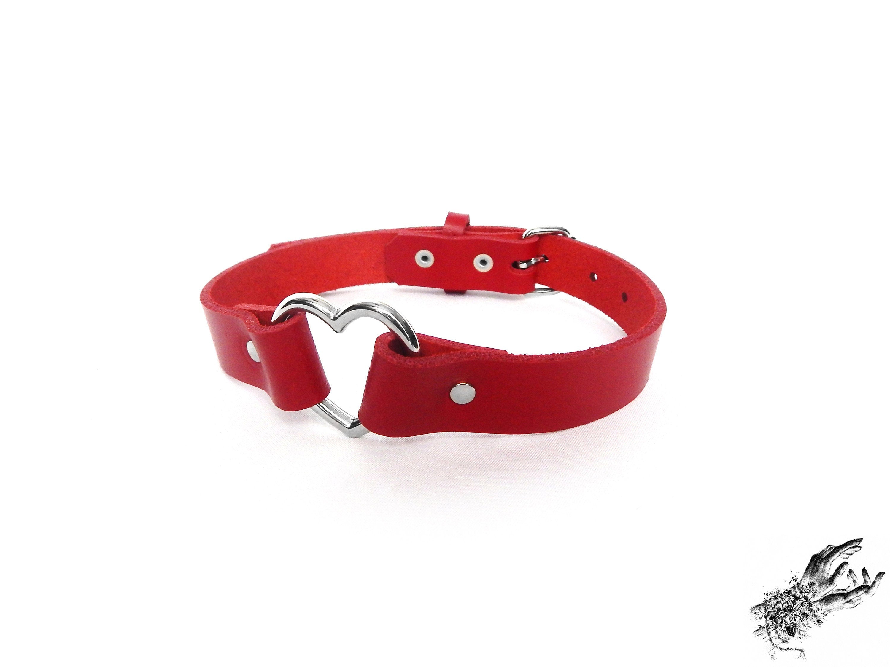 Red Leather Heart Ring Choker