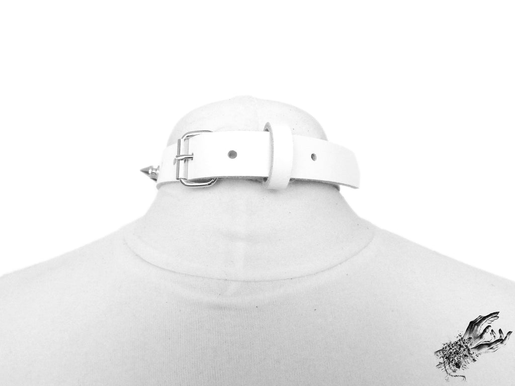 White Leather Studded D and O Ring Choker