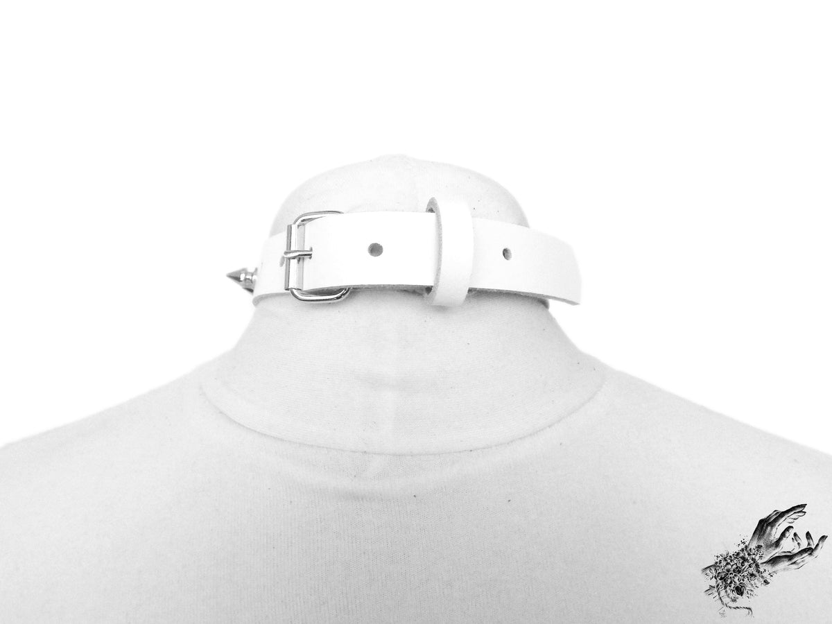White Leather Studded O Ring Choker