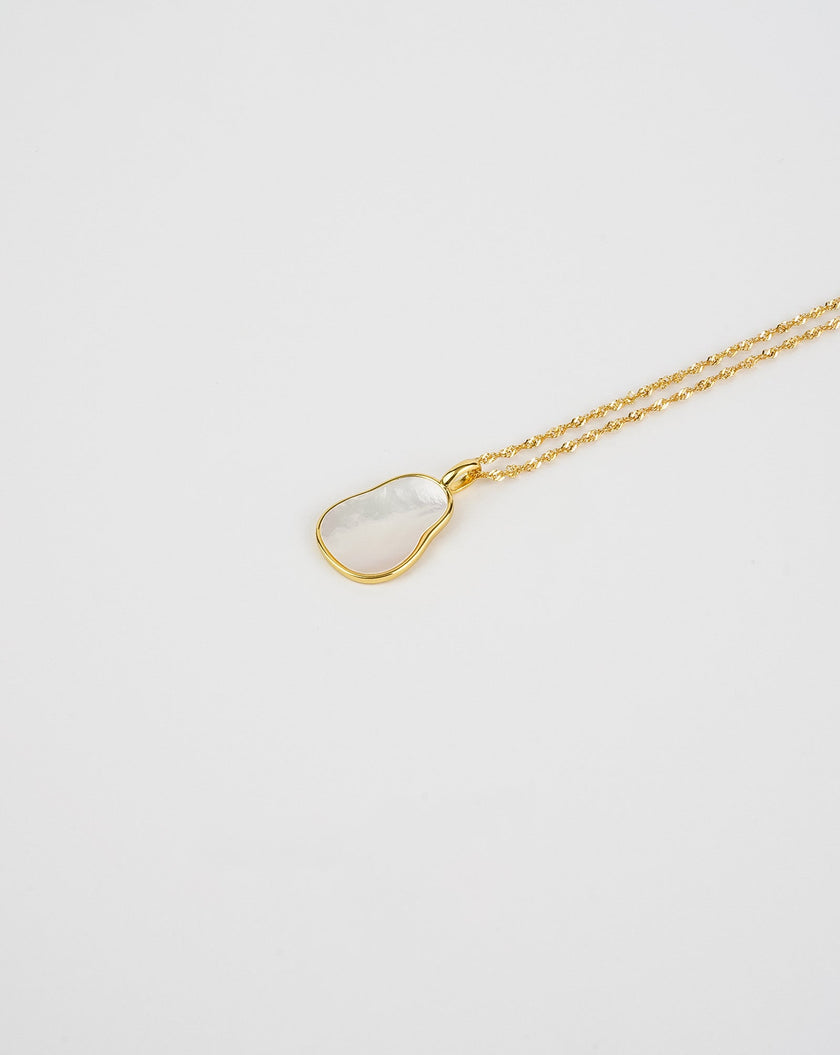 Wave Mother of Pearl Necklace