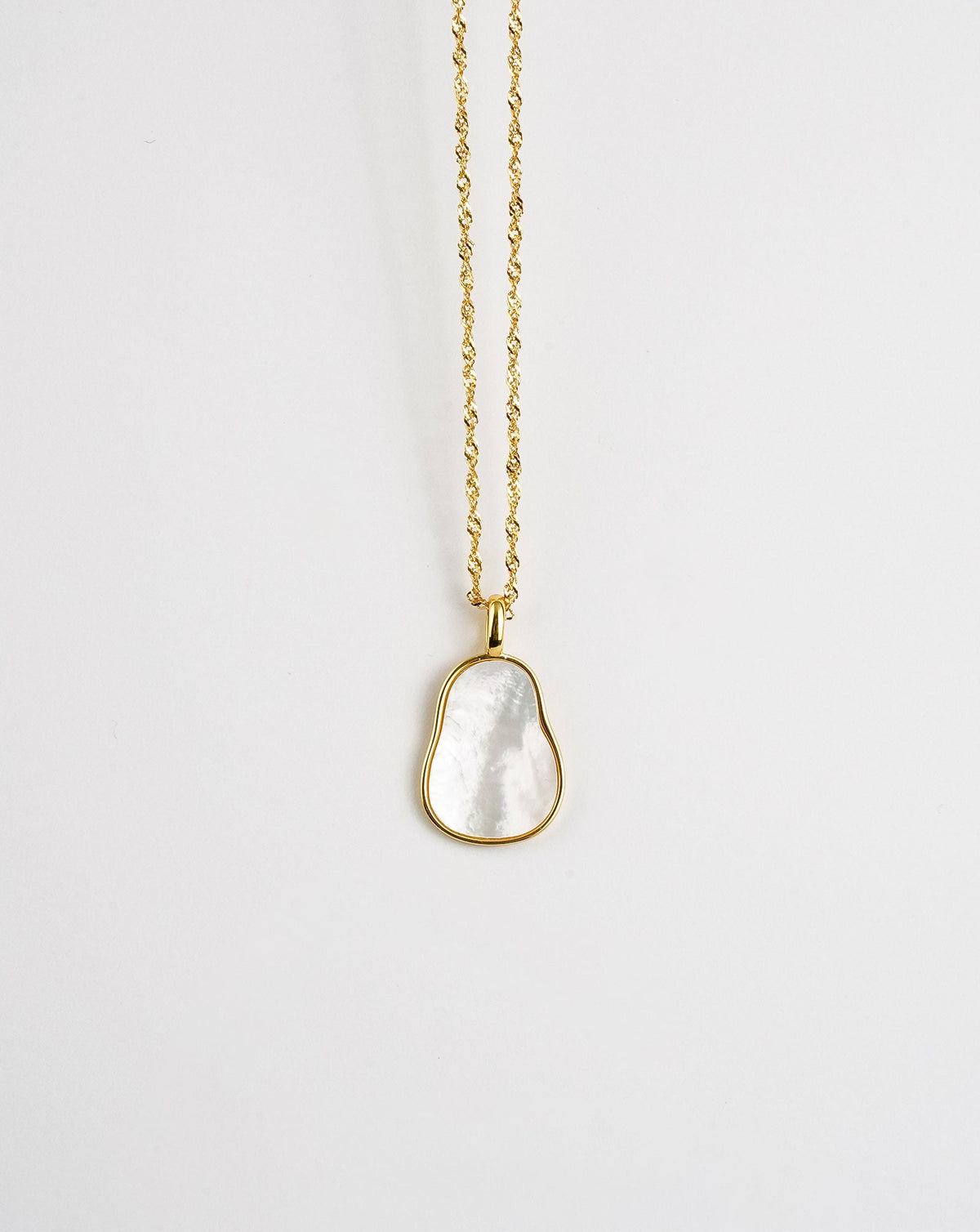 Wave Mother of Pearl Necklace