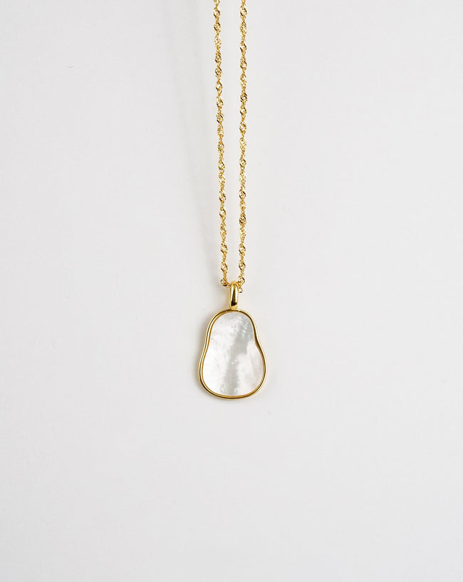 Wave Mother of Pearl Necklace