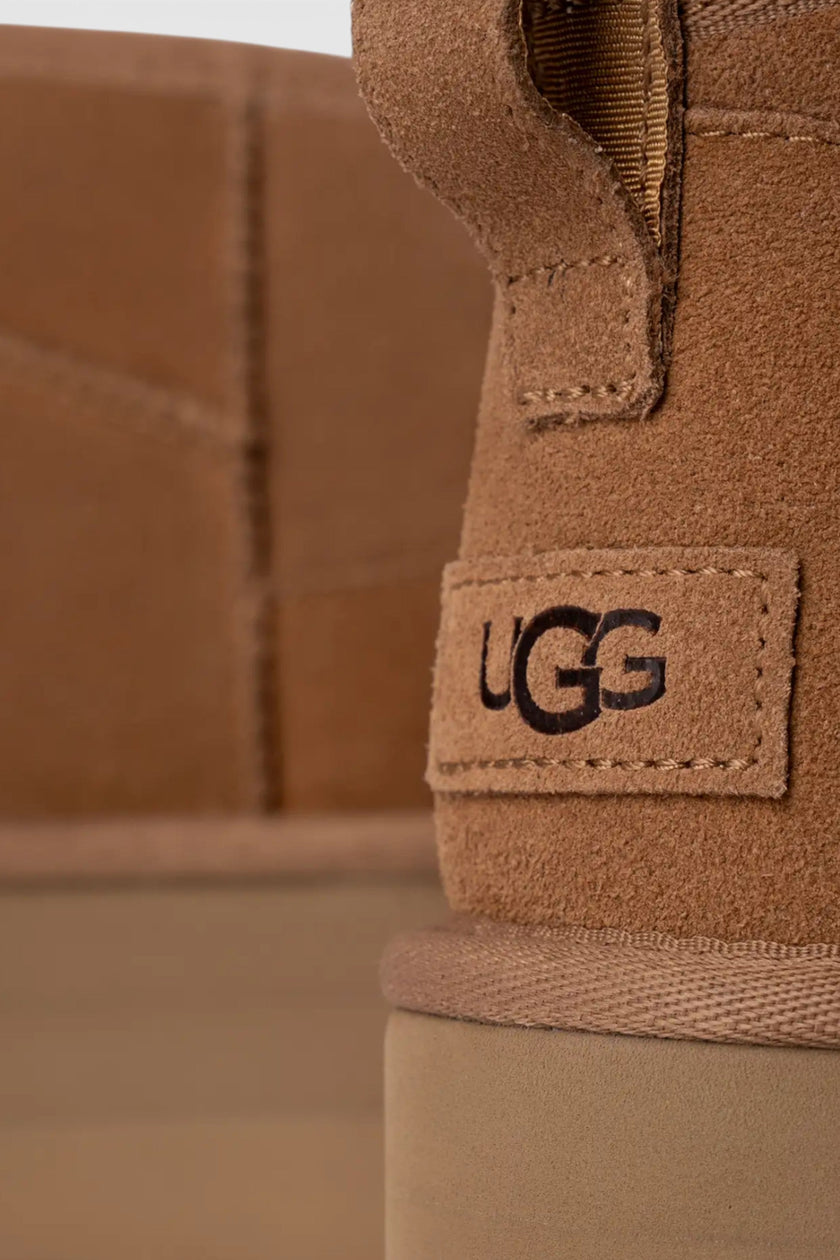 UGG Women's Classic Ultra Mini Platform Boot Chesnut
